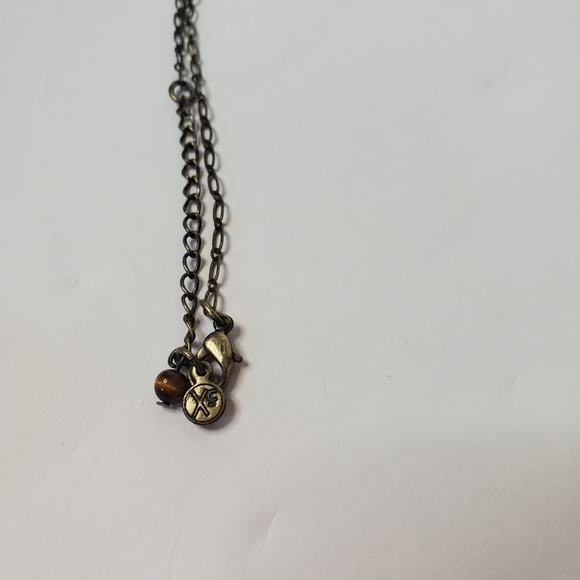 XC Floral Pendant Necklace Brass Toned - Picture 6 of 6